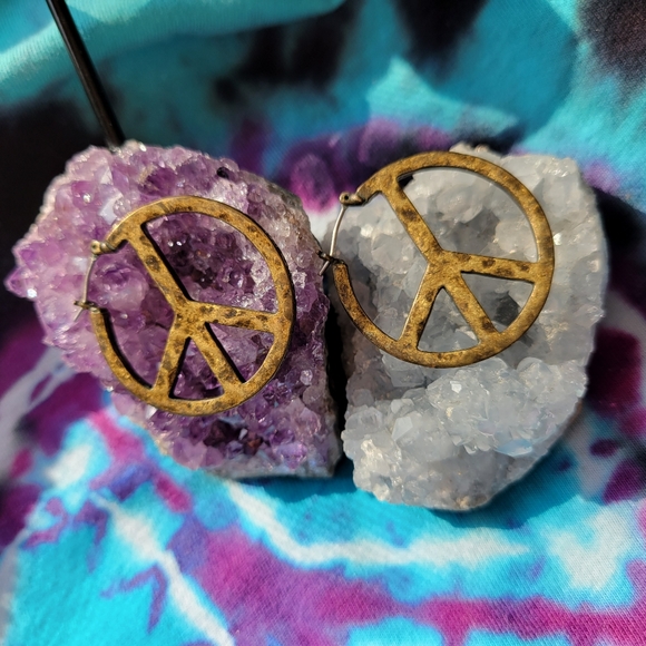 Lucky Brand Goldtone Peace Symbol earrings, excellent condition. - Picture 2 of 4